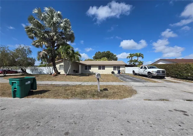 13377 SW 46th Lane