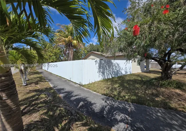 13377 SW 46th Lane