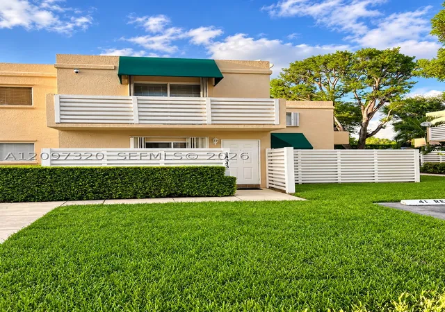 Townhouse for sale at 14343 SW 96th Terrace, Miami, FL 33186 | MLS# A12097320