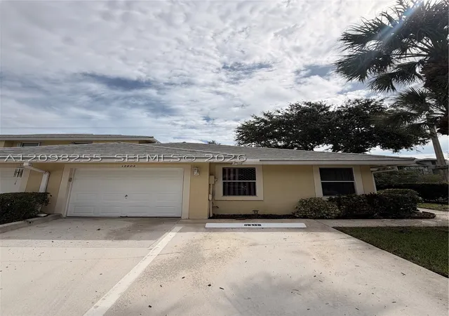 Townhouse for sale at 12802 Woodmill Dr, Palm Beach Gardens, FL 33418 | MLS# A12098255