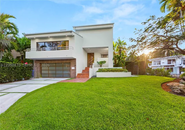 Photo 2 of Single family home for sale at 3520 Rockerman Rd, Miami, FL 33133 | MLS# A12098870 | Listing updated on 2026-10-10