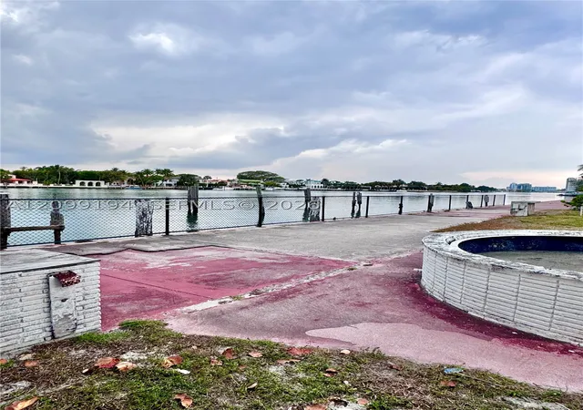 Photo 3 of Land for sale at 5255 Collins Ave Boat Slip E, Miami Beach, FL 33140 | MLS# A12099194 | Listing updated on 2026-10-02