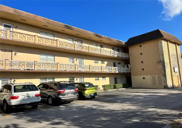 Photo 2 of Condo for sale at 3530 Nw 52nd Avenue #403, Lauderdale Lakes, FL 33319 | MLS# A12097139 | Listing updated on 2026-10-02
