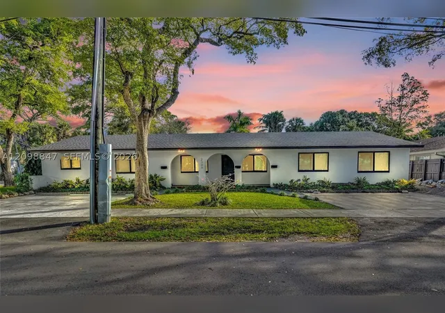 Multi family home for sale at 2300 SW 18th Terrace, Fort Lauderdale, FL 33315 | MLS# A12098847