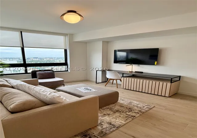 225 N Miami Ave #3406