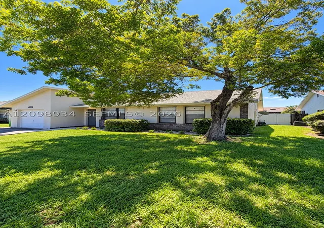 Photo 2 of Single family home for sale at 4968 Nw 92nd Avenue, Sunrise, FL 33351 | MLS# A12098934 | Listing updated on 2026-10-03