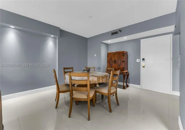 Photo 3 of Condo for sale at 3850 Washington St #704, Hollywood, FL 33021 | MLS# A12099088 | Listing updated on 2026-10-03