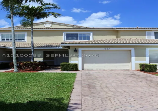 Townhouse for sale at 5929 Royal Way #5929, Tamarac, FL 33321 | MLS# A12100088