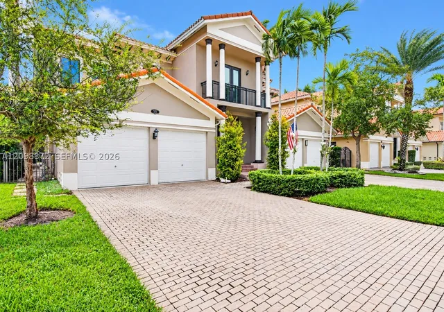 Photo 3 of Single family home for sale at 7876 Sw 194th Street, Cutler Bay, FL 33157 | MLS# A12098872 | Listing updated on 2026-10-04