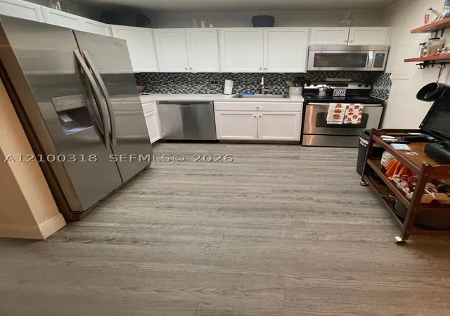Photo 1 of Condo for sale at 7100 Nw 17th Street #421, Plantation, FL 33313 | MLS# A12100318 | Listing updated on 2026-10-04