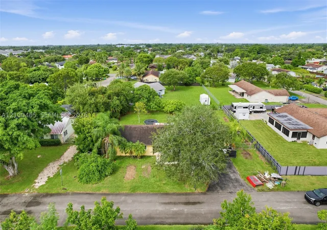 Photo 2 of Single family home for sale at 28420 Sw 159th Avenue, Homestead, FL 33033 | MLS# A12100465 | Listing updated on 2026-10-10