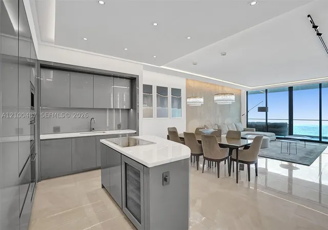 Listing Photo 3 - Condo for sale in building located at 18975 Collins Ave, Miami, FL 33160 - Unit #2001