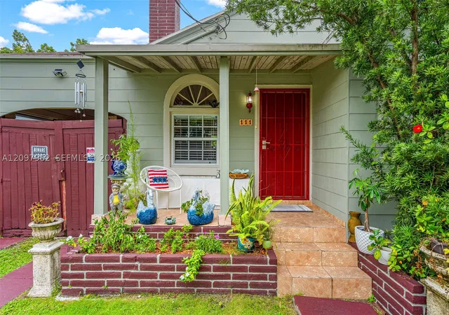 Photo 3 of Single family home for sale at 111 Nw 24th Avenue, Miami, FL 33125 | MLS# A12097962 | Listing updated on 2026-10-05