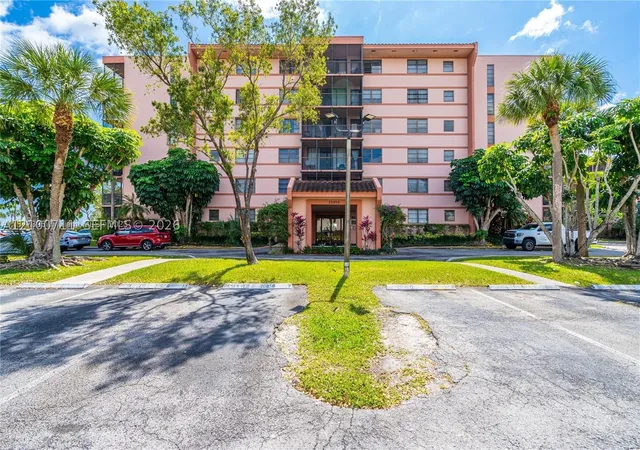 Photo 1 of Condo for sale at 20850 San Simeon Way #106-5, Miami, FL 33179 | MLS# A12100711 | Listing updated on 2026-10-08