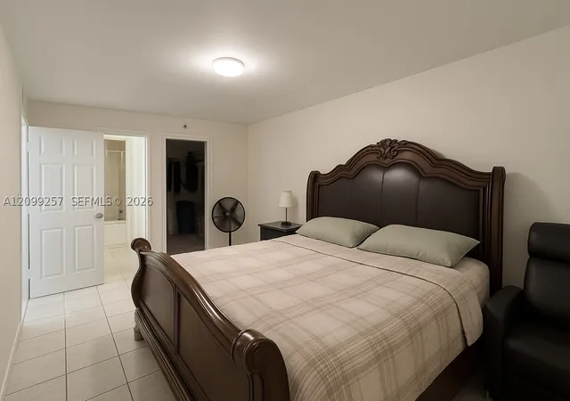 9686 Fontainebleau Blvd #402
