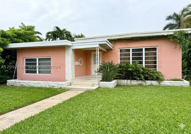 Single family home for sale at 2141 NE 124th Street, North Miami, FL 33181 | MLS# A12097416