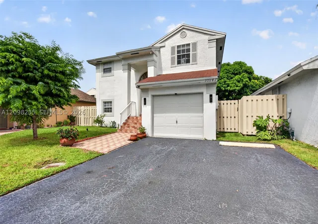 Photo 2 of Single family home for sale at 10747 Nw 37th Place, Sunrise, FL 33351 | MLS# A12098235 | Listing updated on 2026-10-06