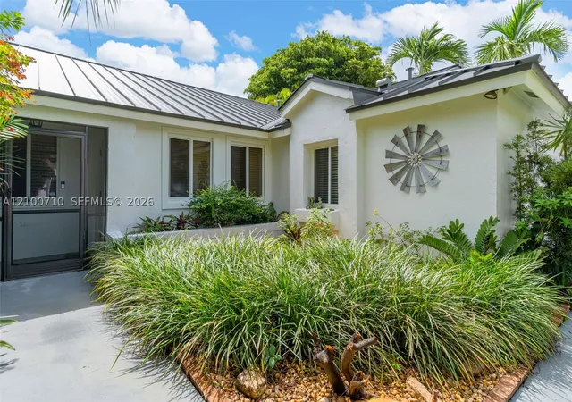 Photo 2 of Sale Pending at 8514 Sw 209th Lane, Cutler Bay, FL 33189 | MLS# A12100710 | Listing updated on 2026-10-08