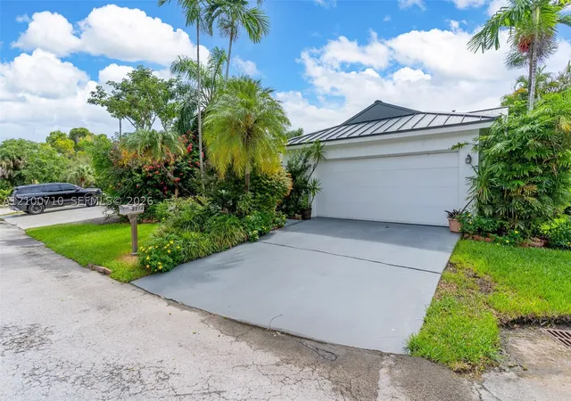 Photo 3 of Sale Pending at 8514 Sw 209th Lane, Cutler Bay, FL 33189 | MLS# A12100710 | Listing updated on 2026-10-08