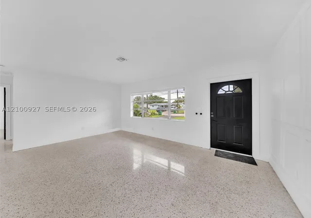 Photo 3 of Single family home for sale at 5450 SW 55 Avenue, Davie, FL 33314 | MLS# A12100927 | Listing updated on 2026-10-06