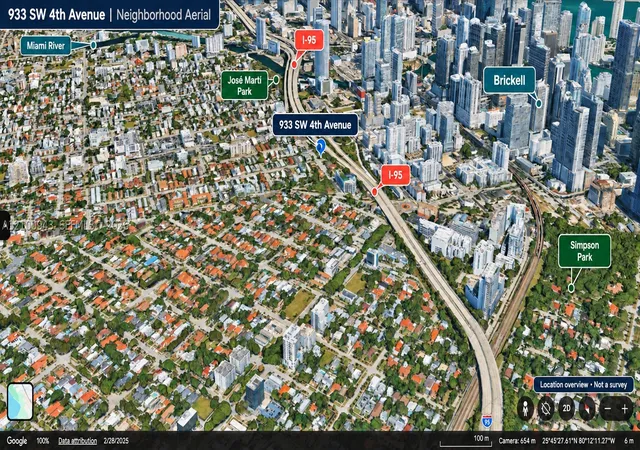 Photo 11 of Townhouse for sale at 933 SW 4th Avenue, Miami, FL 33130 | MLS# A12100943 | Listing updated on 2026-10-05