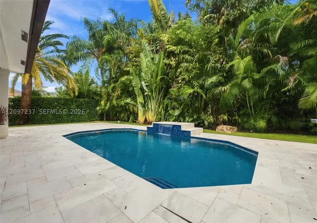 Photo 3 of Single family home for sale at 1937 Timberline Rd, Weston, FL 33327 | MLS# A12097237 | Listing updated on 2026-10-09