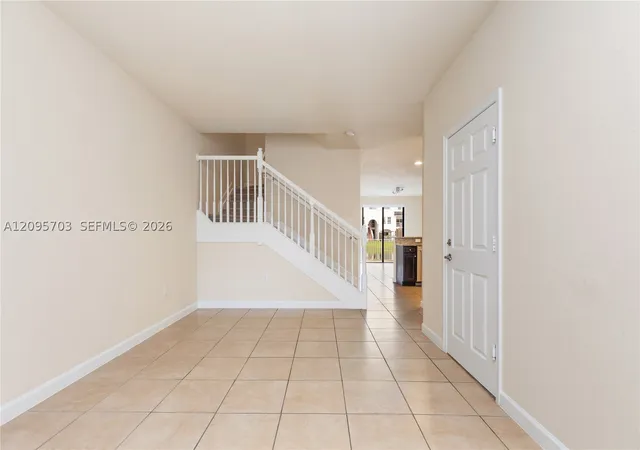 Photo 3 of Townhouse for sale at 8965 Nw 98th Avenue, Doral, FL 33178 | MLS# A12095703 | Listing updated on 2026-10-05