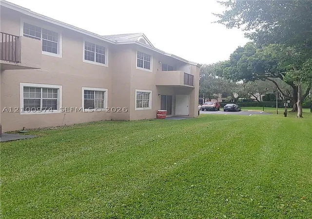 Condo for sale at 2451 NW 96th Terrace #21I, Pembroke Pines, FL 33024 | MLS# A12100974