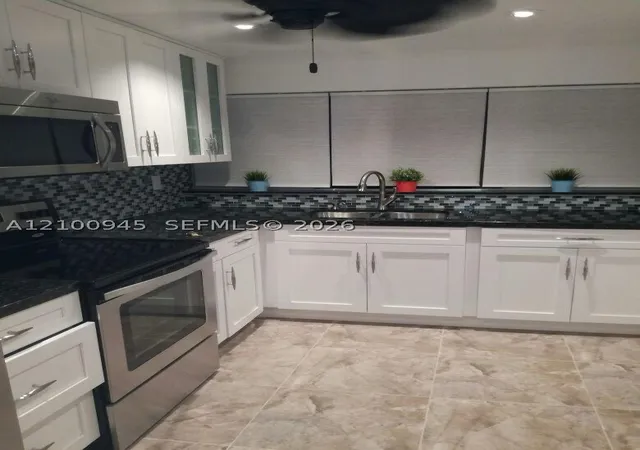 Photo 3 of Condo for sale at 922 Ne 199th Street #4H, Miami, FL 33179 | MLS# A12100945 | Listing updated on 2026-10-05