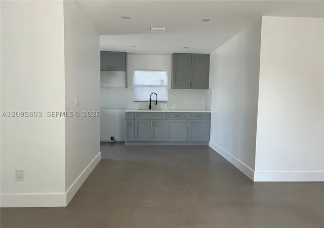 20403 NW 44th Place