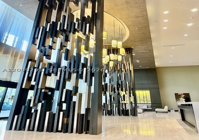 Condo for sale at 5252 NW 85th Avenue #1009, Doral, FL 33166 | MLS# A12099291