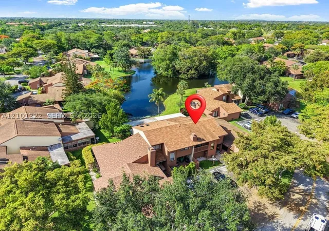 Photo 1 of Townhouse for sale at 6185 Live Oak Ct #C, Tamarac, FL 33319 | MLS# A12101322 | Listing updated on 2026-10-11