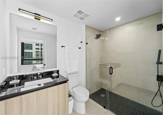 225 N Miami Ave #912