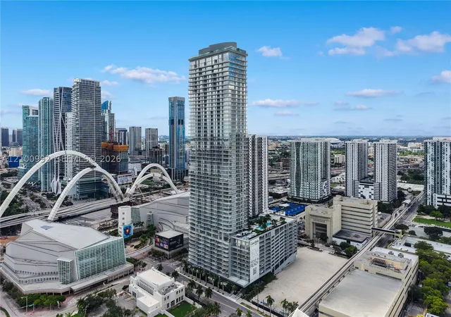 Photo 61 of Condo for sale at 1400 Biscayne Blvd #UPH03, Miami, FL 33132 | MLS# A12100992 | Listing updated on 2026-10-08