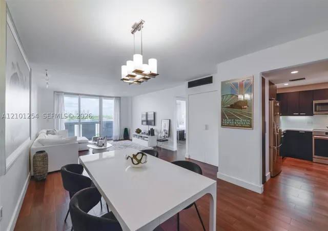 Listing Photo 3 - Condo for sale at South Bay Club Condo, Unit 629 800 West Ave, South Bay Club Condo, Miami Beach, FL 33139 | Built Year: 1966-1966