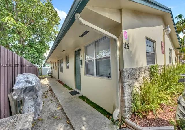 Photo 3 of Multi family home for sale at 1415 Sw 3rd Avenue, Fort Lauderdale, FL 33315 | MLS# A12101788 | Listing updated on 2026-10-07