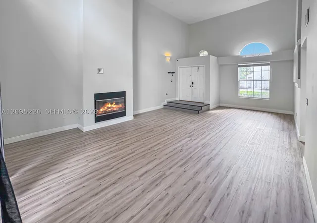 Photo 3 of Single family home for sale at 1015 Nw 125th Terrace, Sunrise, FL 33323 | MLS# A12095226 | Listing updated on 2026-10-07