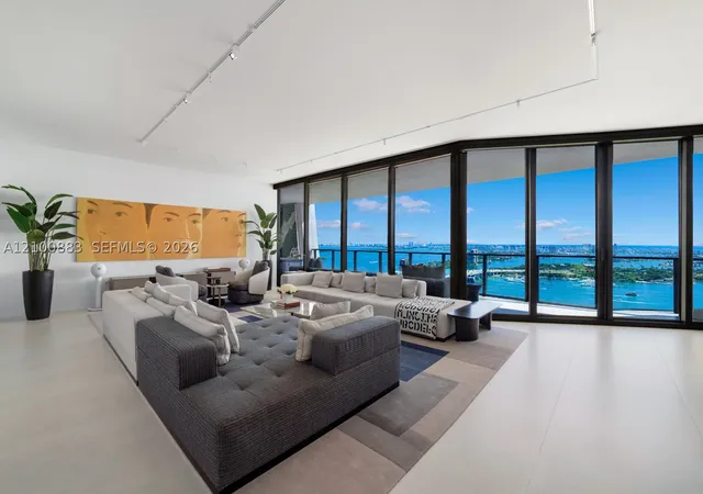 Photo 2 of Condo for sale at 1000 Biscayne Blvd #3302, Miami, FL 33132 | MLS# A12100883 | Listing updated on 2026-10-09