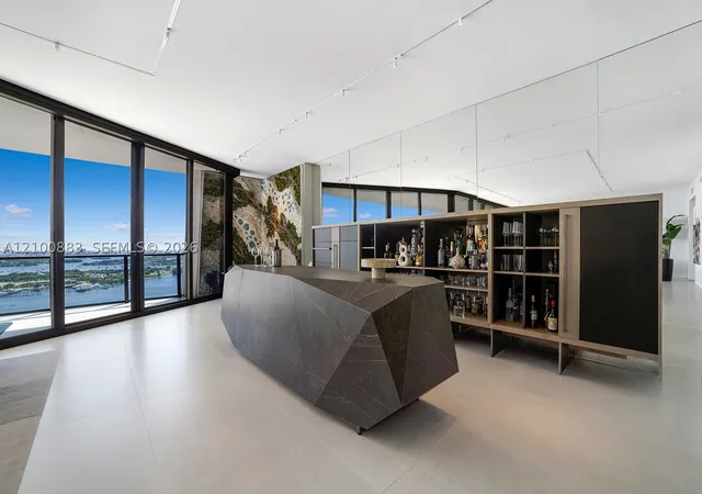 Photo 3 of Condo for sale at 1000 Biscayne Blvd #3302, Miami, FL 33132 | MLS# A12100883 | Listing updated on 2026-10-09