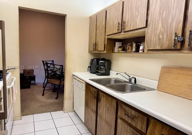 Photo 3 of Townhouse for sale at 10742 La Placida Dr #8-B1, Coral Springs, FL 33065 | MLS# A12100731 | Listing updated on 2026-10-09