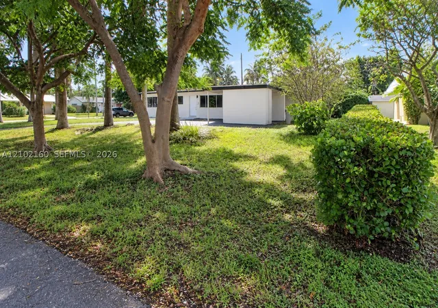 Photo 2 of Single family home for sale at 1201 Ne 26th Terrace, Pompano Beach, FL 33062 | MLS# A12102160 | Listing updated on 2026-10-07