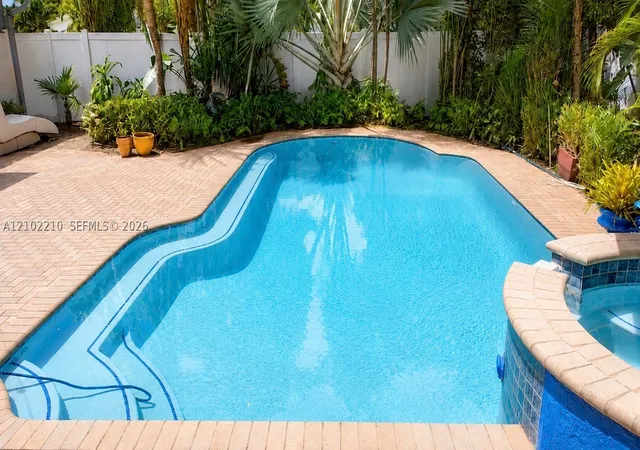 Photo 2 of Single family home for sale at 2400 Ne 5th Avenue, Wilton Manors, FL 33305 | MLS# A12102210 | Listing updated on 2026-10-07