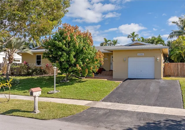 Photo 1 of Single family home for sale at 20565 Sw 80th Place, Cutler Bay, FL 33189 | MLS# A12102104 | Listing updated on 2026-10-08