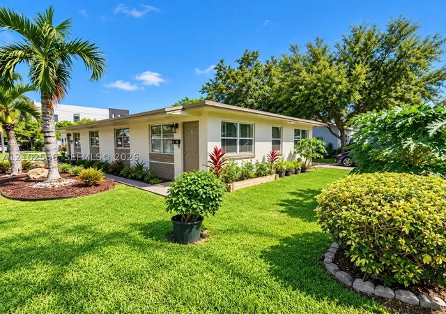 Photo 2 of Multi family home for sale at 1405 N 24th Avenue, Hollywood, FL 33020 | MLS# A12102556 | Listing updated on 2026-10-07