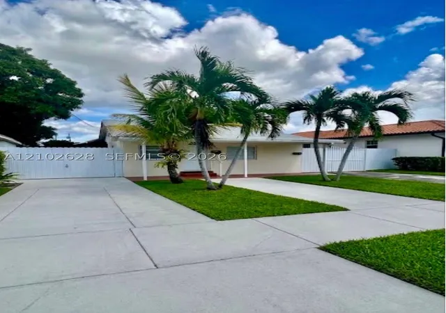 521 NW 44th Avenue
