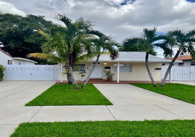 521 NW 44th Avenue