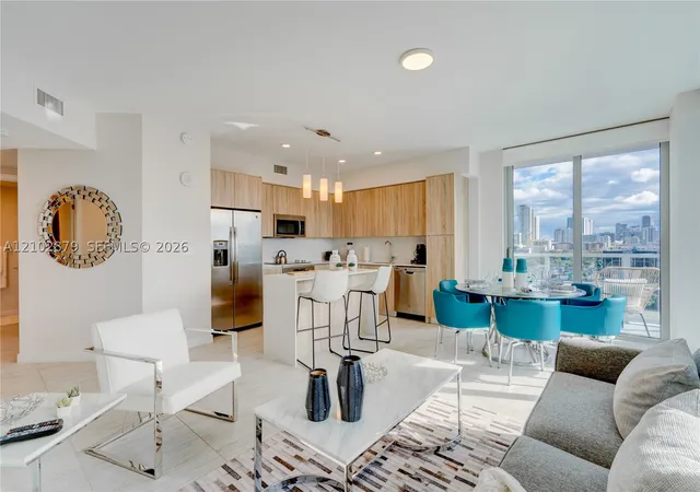3900 Biscayne Blvd #S-902