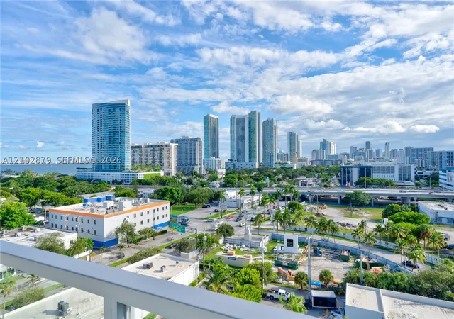 3900 Biscayne Blvd #S-902