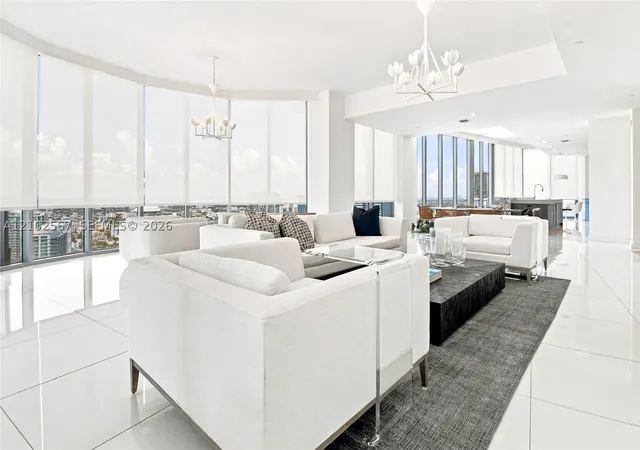 Photo 2 of Condo for sale at 200 Biscayne Blvd Way #5302, Miami, FL 33131 | MLS# A12102567 | Listing updated on 2026-10-08