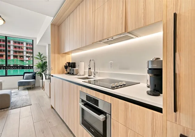225 N Miami Ave #3105